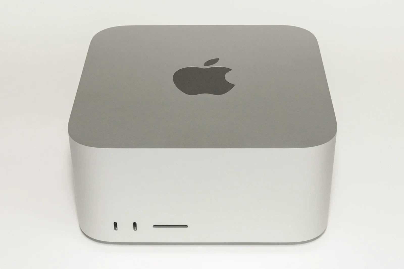 Front of a Mac Studio 2022